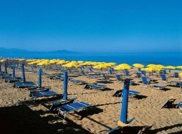 Hotel B&B Marina Capaccio Екстер'єр фото