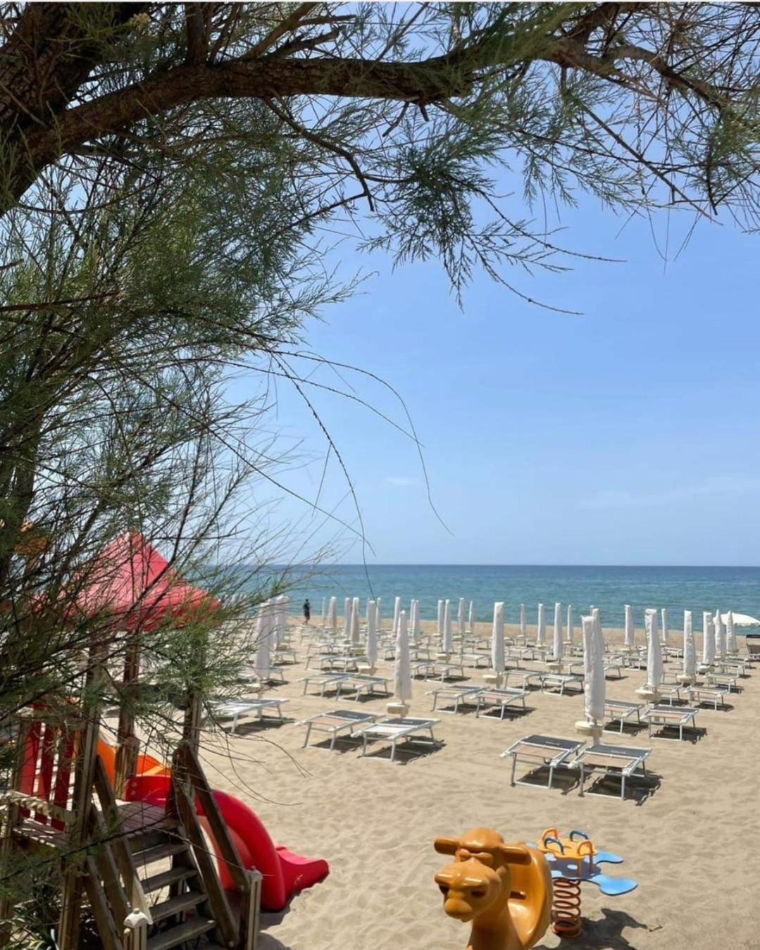 Hotel B&B Marina Capaccio Екстер'єр фото