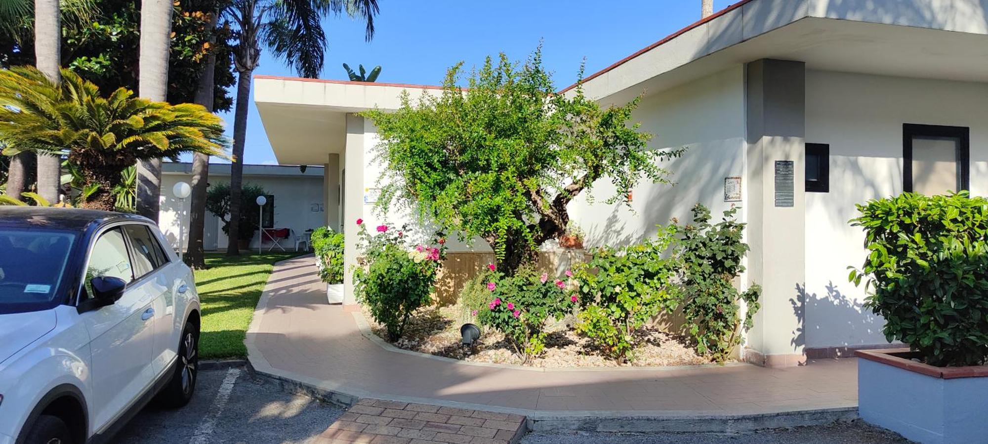 Hotel B&B Marina Capaccio Екстер'єр фото