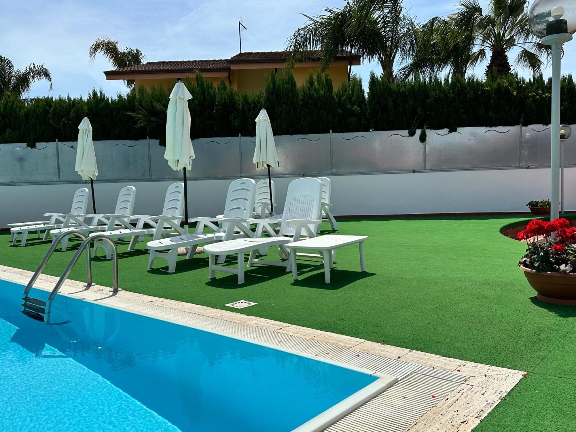 Hotel B&B Marina Capaccio Екстер'єр фото